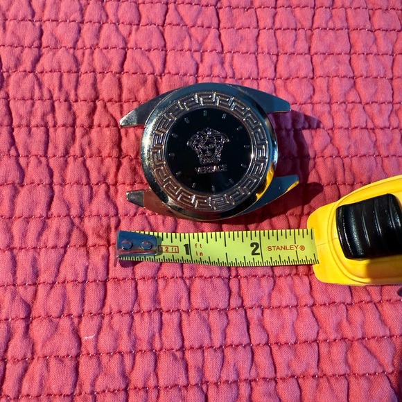 Versace Gold-tone Medusa Head belt buckle - Picture 7 of 7